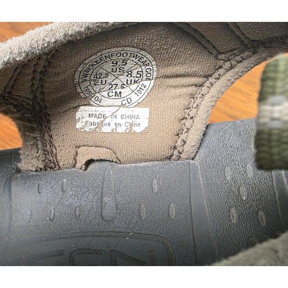 Keen Whisper Waterproof Hiking Sport Sandals Size 9.5 Hiking Shoes Utility Green - Picture 3 of 5